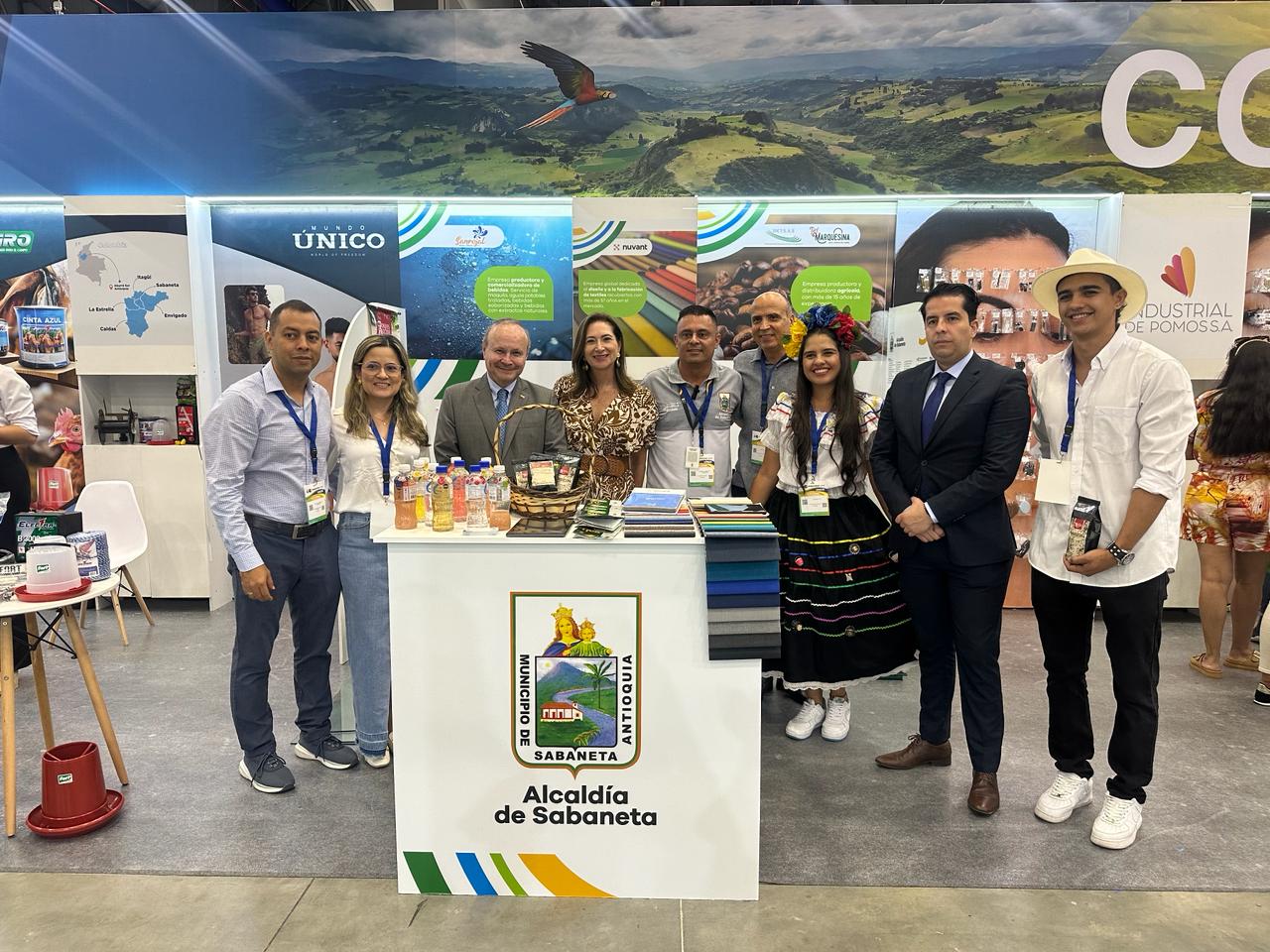 Colombia participó con éxito en EXPOCOMER 40, la feria comercial más importante de Panamá